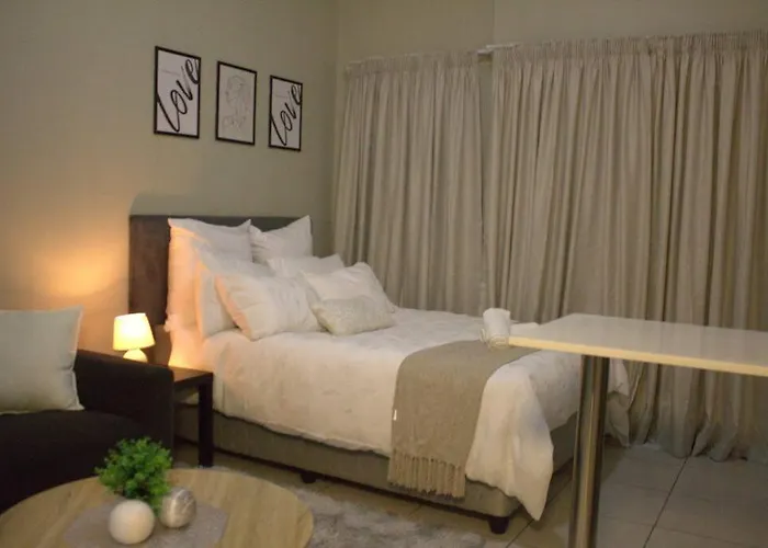 Cozy Studio In Midrand